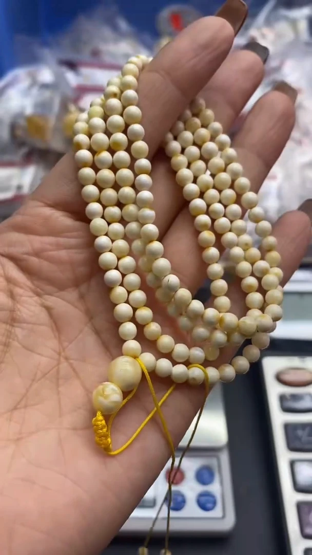 琥珀未镶嵌珠宝奇石644