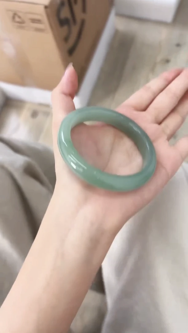 未镶嵌手镯石英质玉66-55D