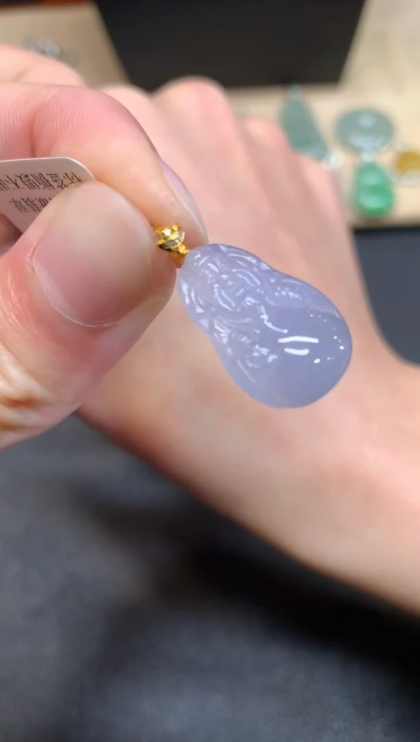 【闪购商品】翡翠颈饰18K金镶嵌财神爷【无服务费】