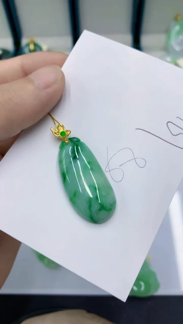 颈饰未镶嵌翡翠翡翠