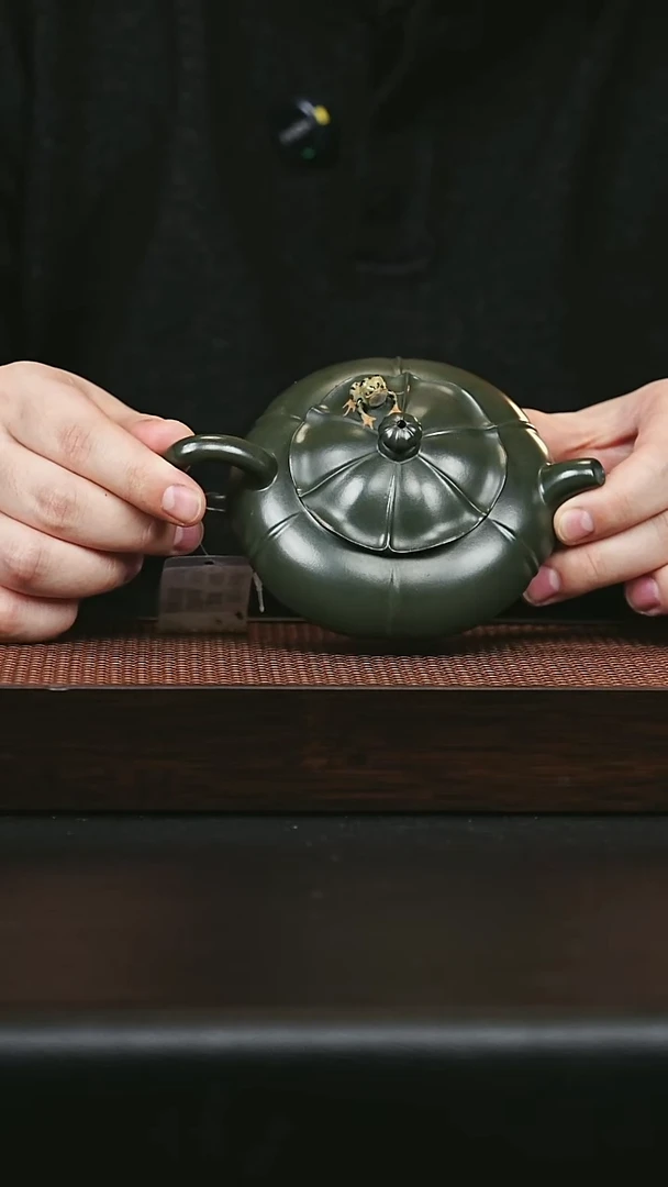 茶壶紫砂宜兴紫砂 青蛙莲子 绿泥 柳用江 h088