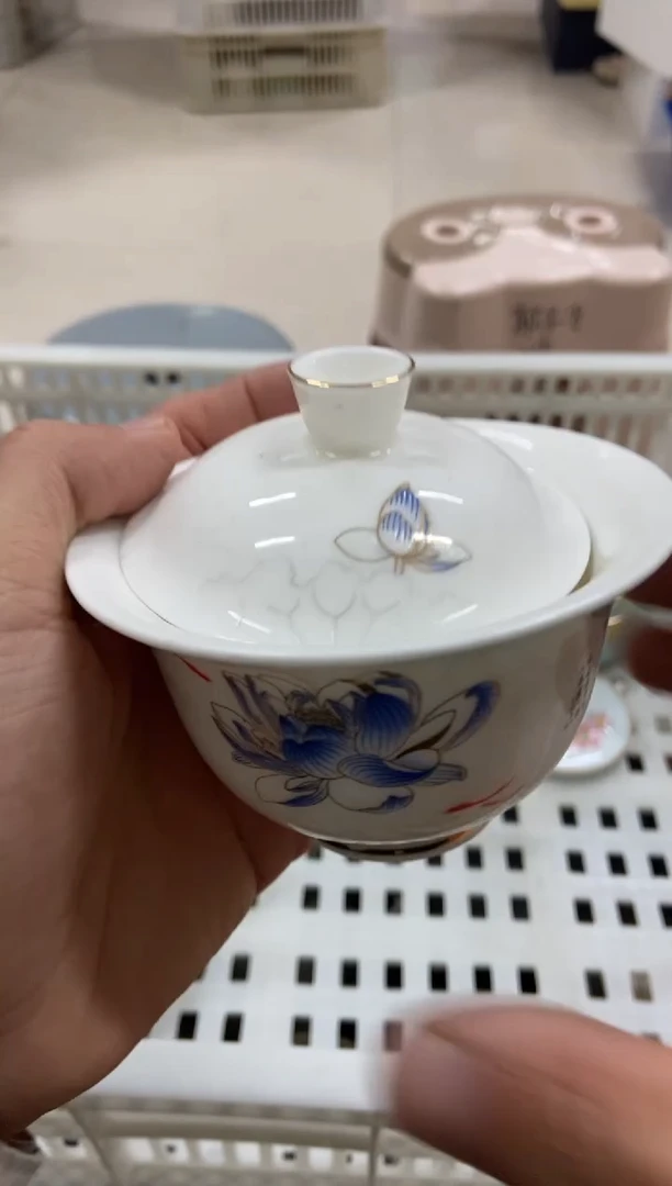 杯无运费险有瑕疵的摄影的产品有使用过的痕迹有点脏介意勿拍