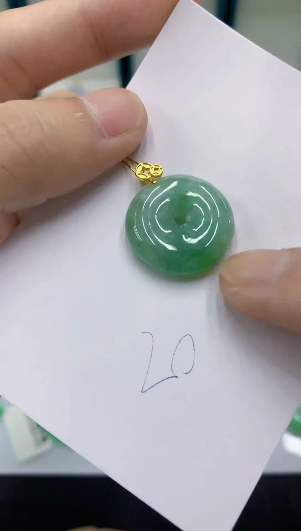 颈饰未镶嵌翡翠1111111