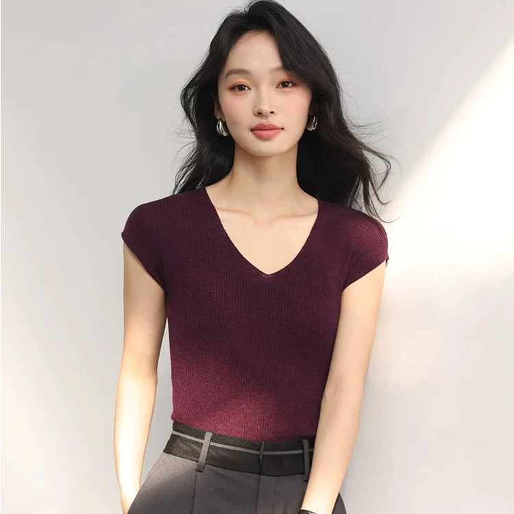 ROUHAN春夏款V领小飞袖打底衫无缝一体设计款内搭无袖背心针织衫