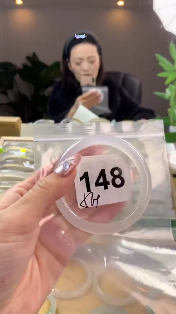 【闪购商品】玛瑙/玉髓手镯未镶嵌148