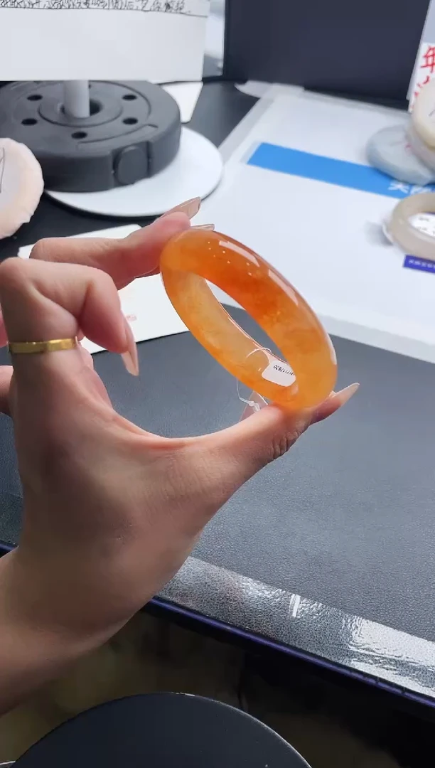 未镶嵌手镯石英质玉j63-HHB55+