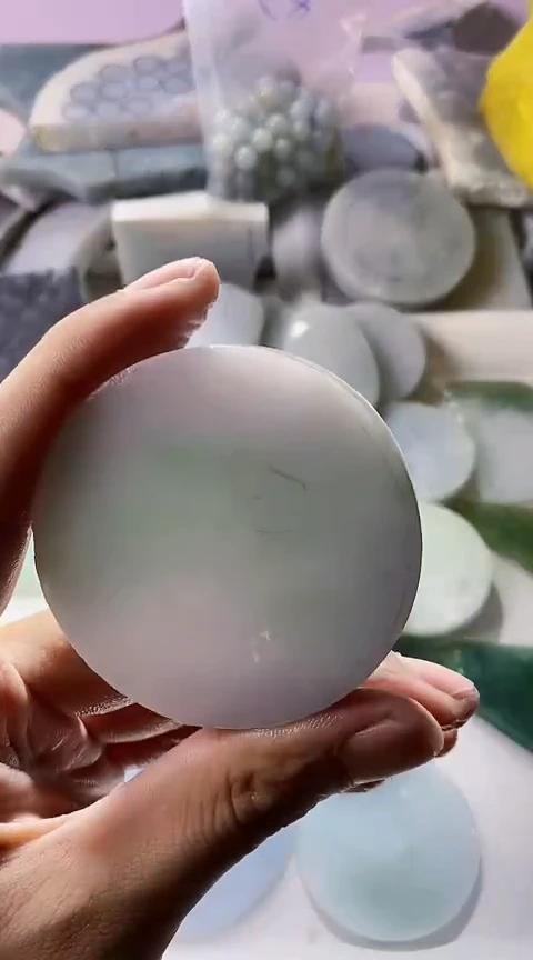 翡翠未镶嵌颈饰翡翠906