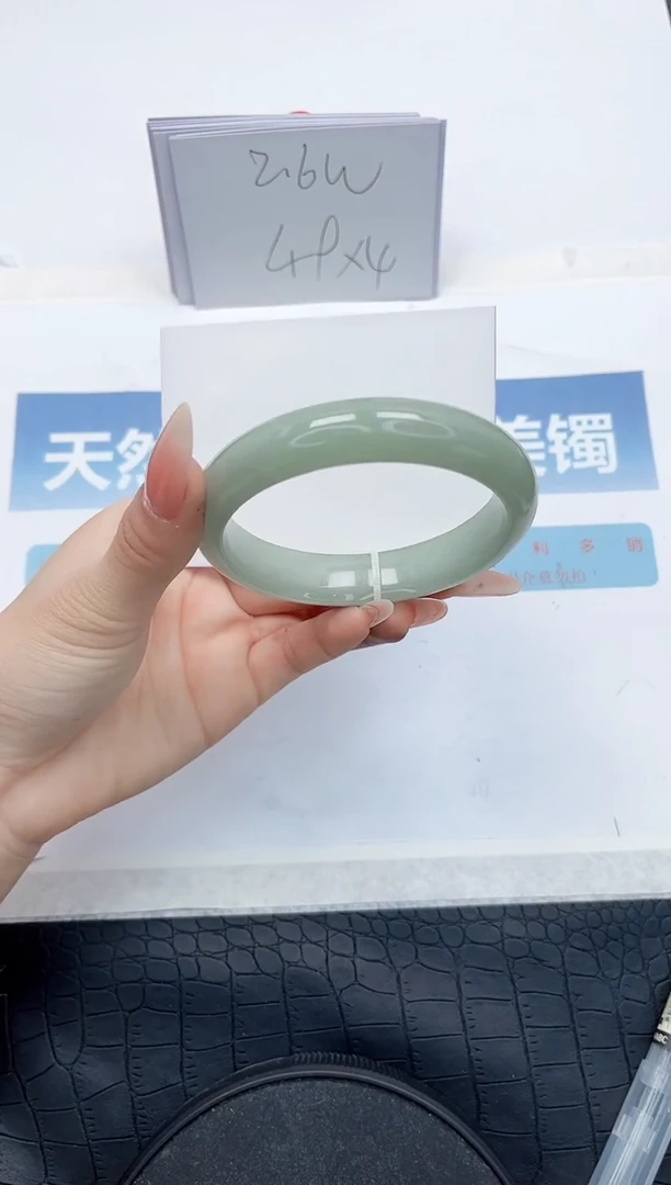 【闪购商品】石英质玉手镯未镶嵌N432-62