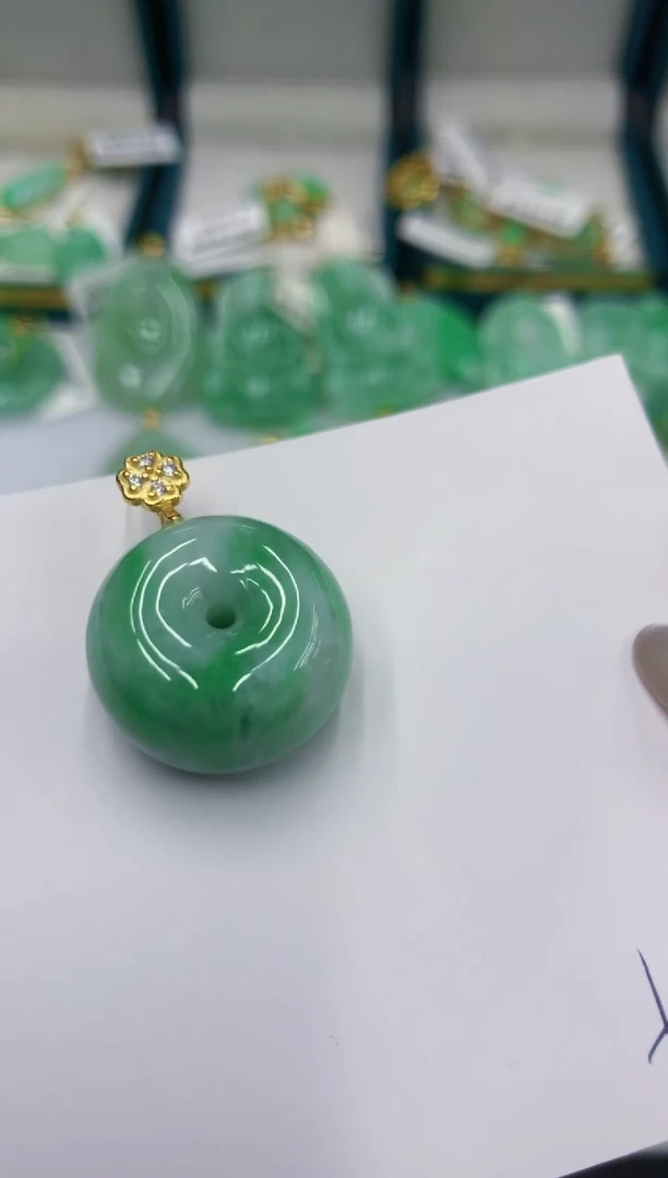 颈饰未镶嵌翡翠111111