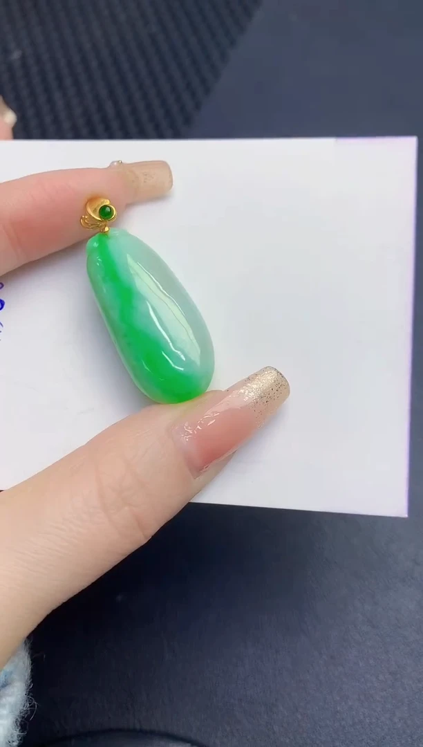 颈饰未镶嵌翡翠缅甸天然翡翠A货