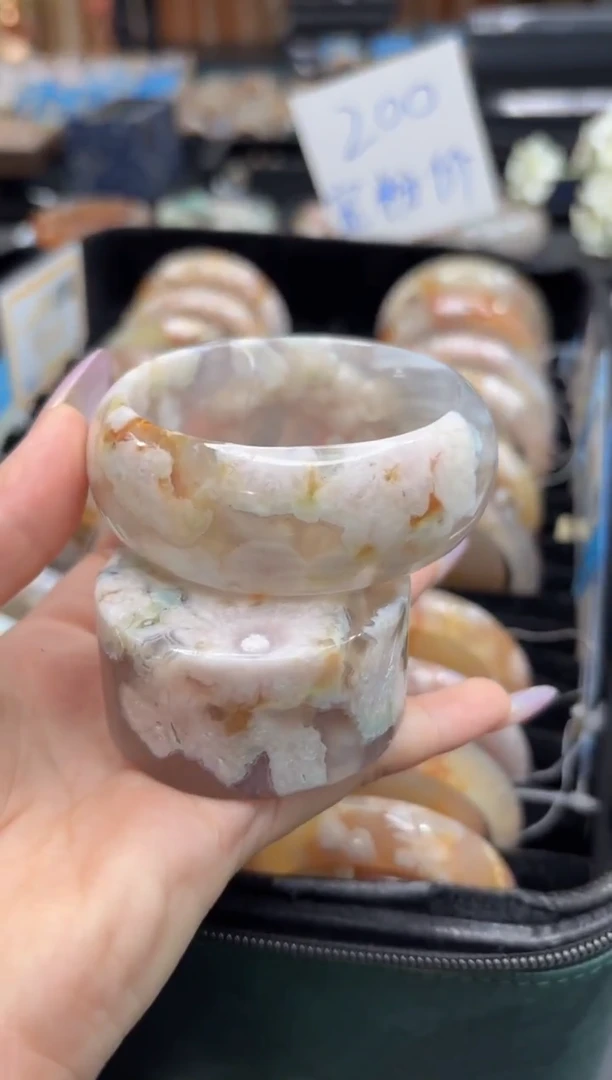 未镶嵌手镯石英质玉C21(56圈赠送镯心)