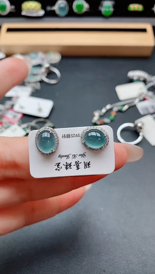 银S925镶嵌翡翠耳饰1