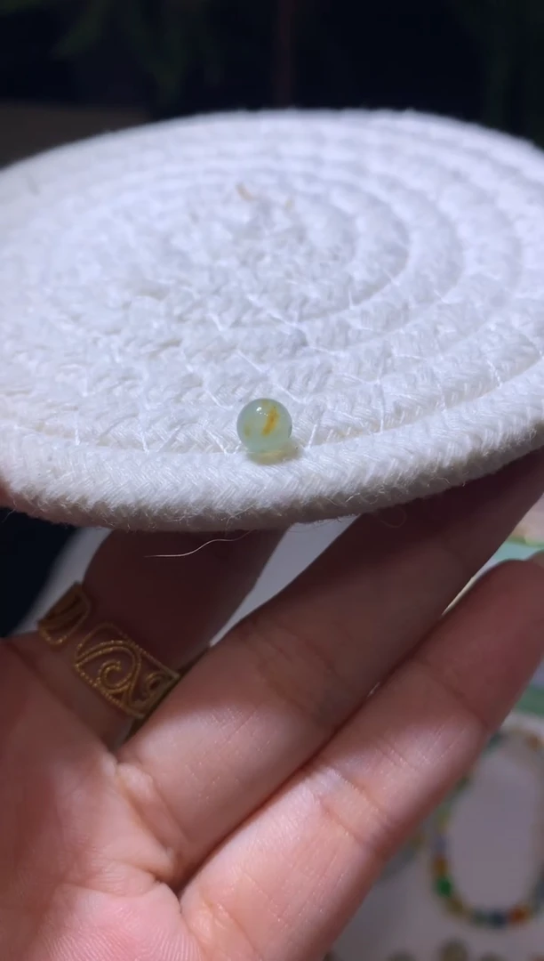 未镶嵌定制翡翠5.6珠子
