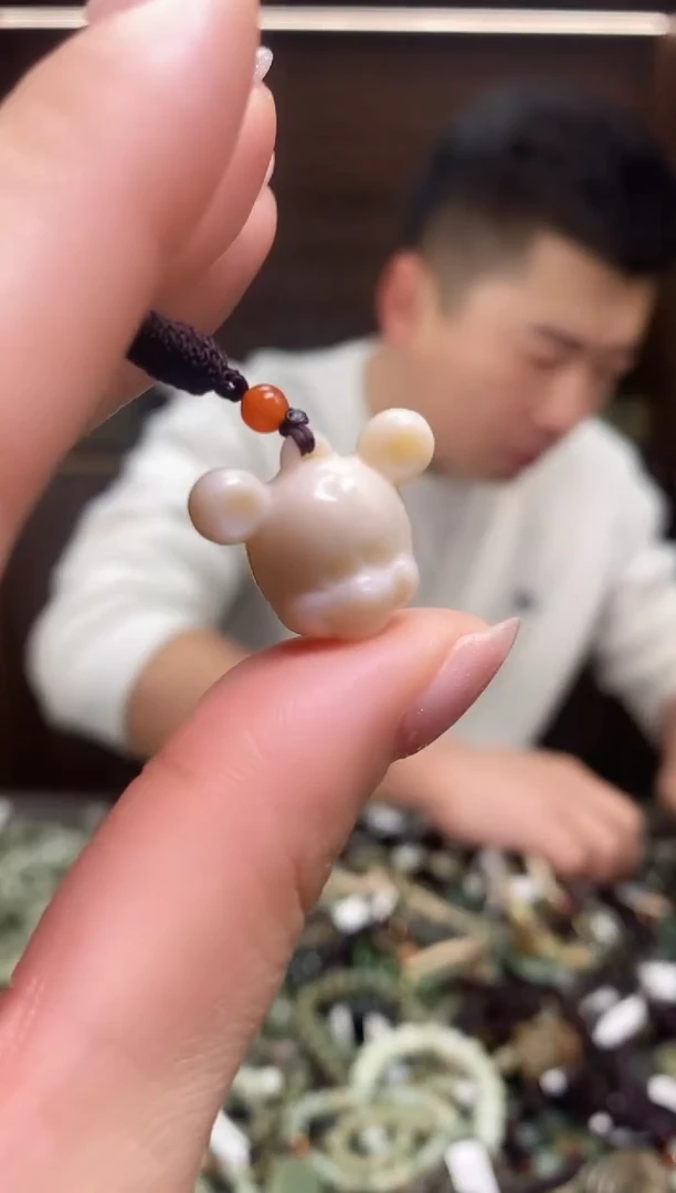 【闪购商品】和田玉颈饰未镶嵌多样性发货，拍一发一