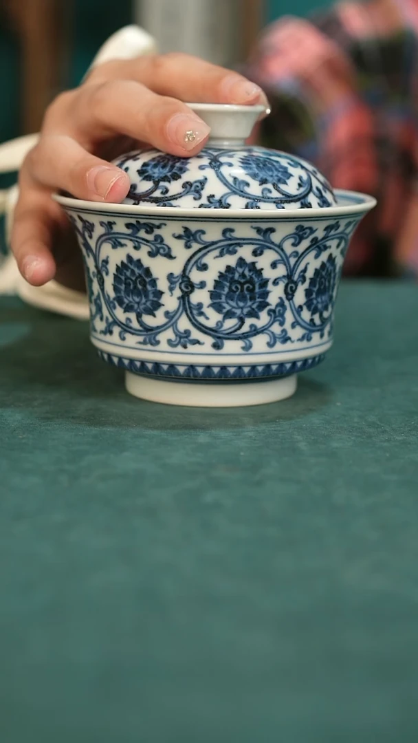 蟹****香景德镇全手工高温瓷器只为冲榜1