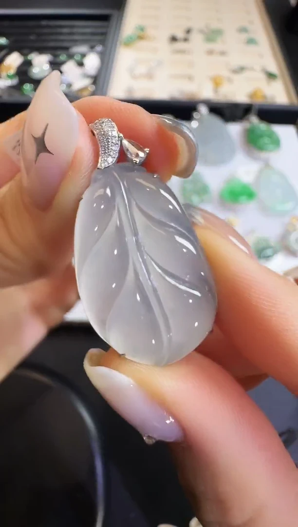 翡翠18K金镶嵌吊坠(不含链)【源头工厂】钻石镶嵌