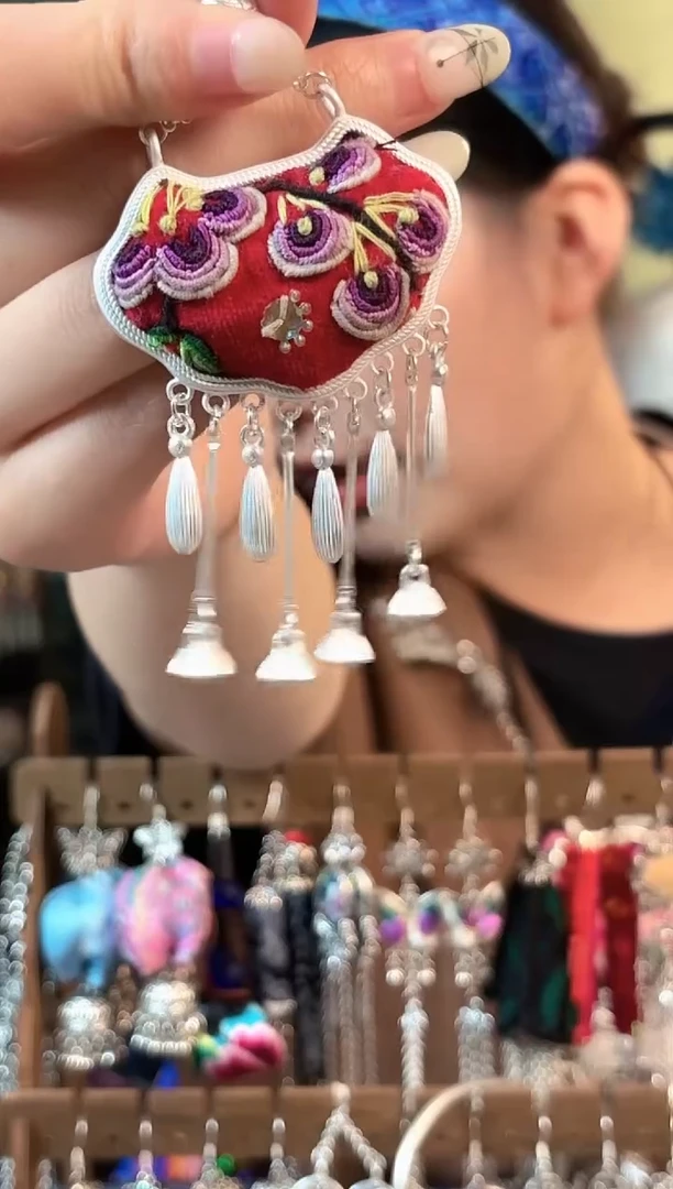 织绣彩云南阁非遗老绣656