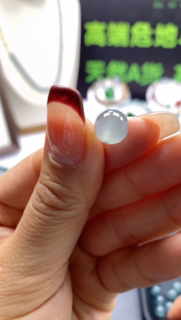 颈饰未镶嵌翡翠黄**！0836330159（卡10*298）