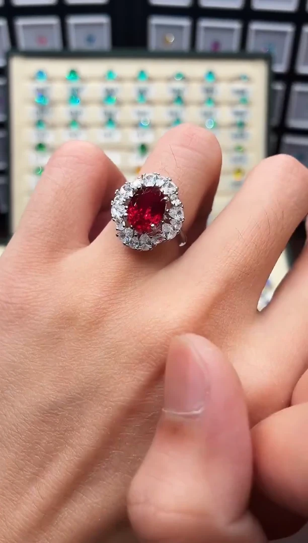 无925银轻奢鸽血红色女神戒