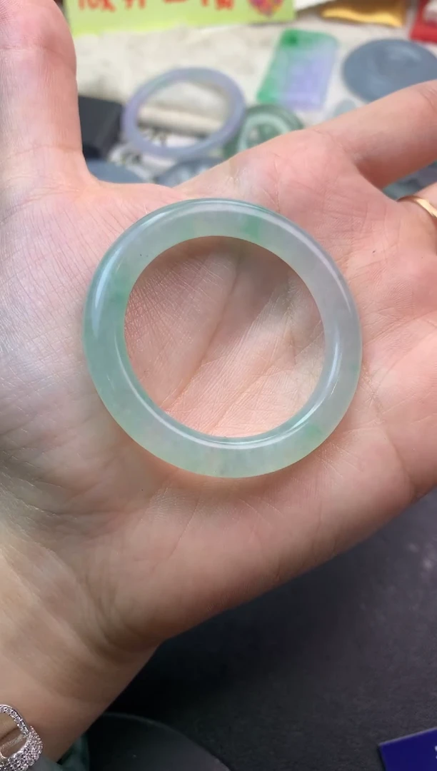 未镶嵌定制翡翠毛货