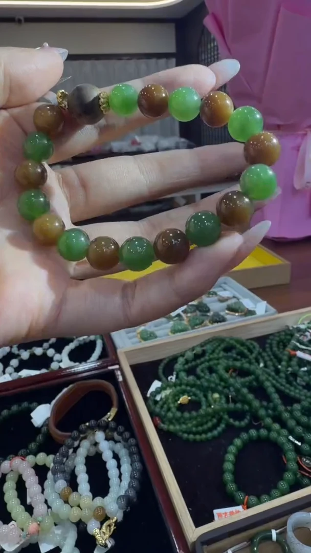 颈饰未镶嵌和田玉手串10mm