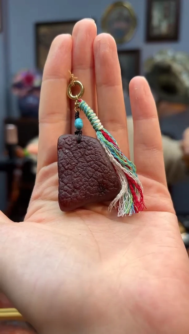 琥珀颈饰未镶嵌包挂