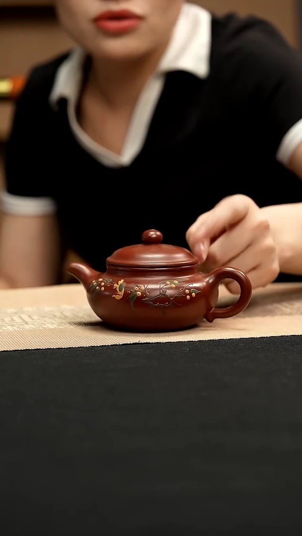 宜兴高端原矿紫砂