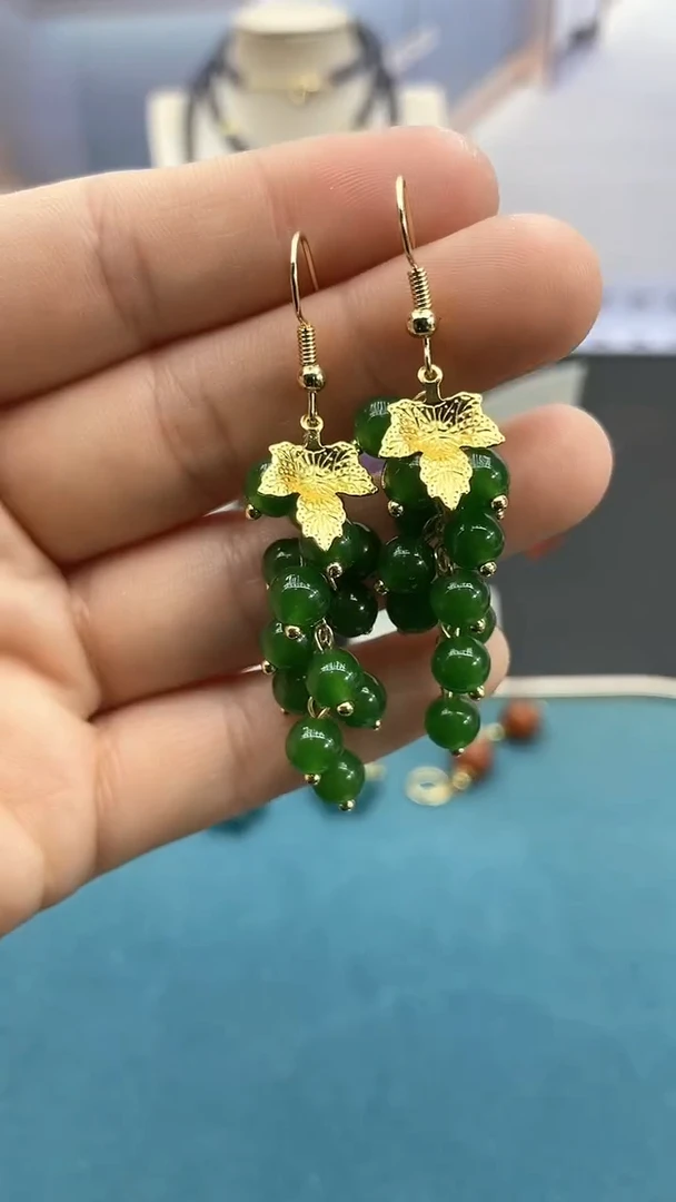 【闪购商品】和田玉耳饰14K金镶嵌绿葡萄耳钩