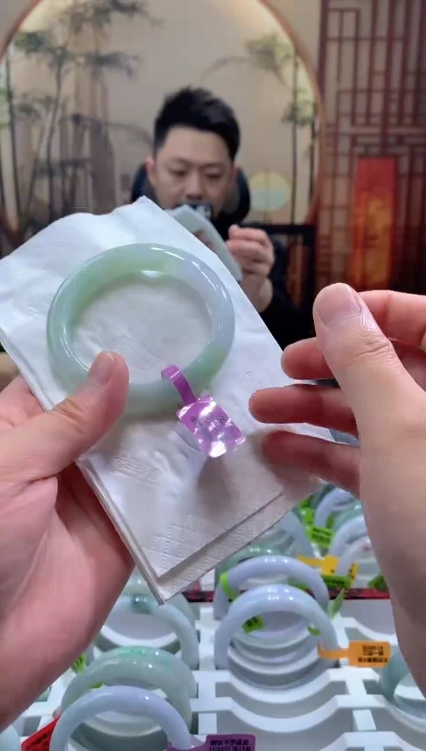 未镶嵌手镯翡翠000089061