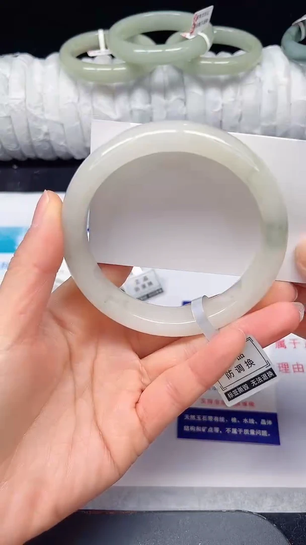 未镶嵌手镯石英质玉312-64/65