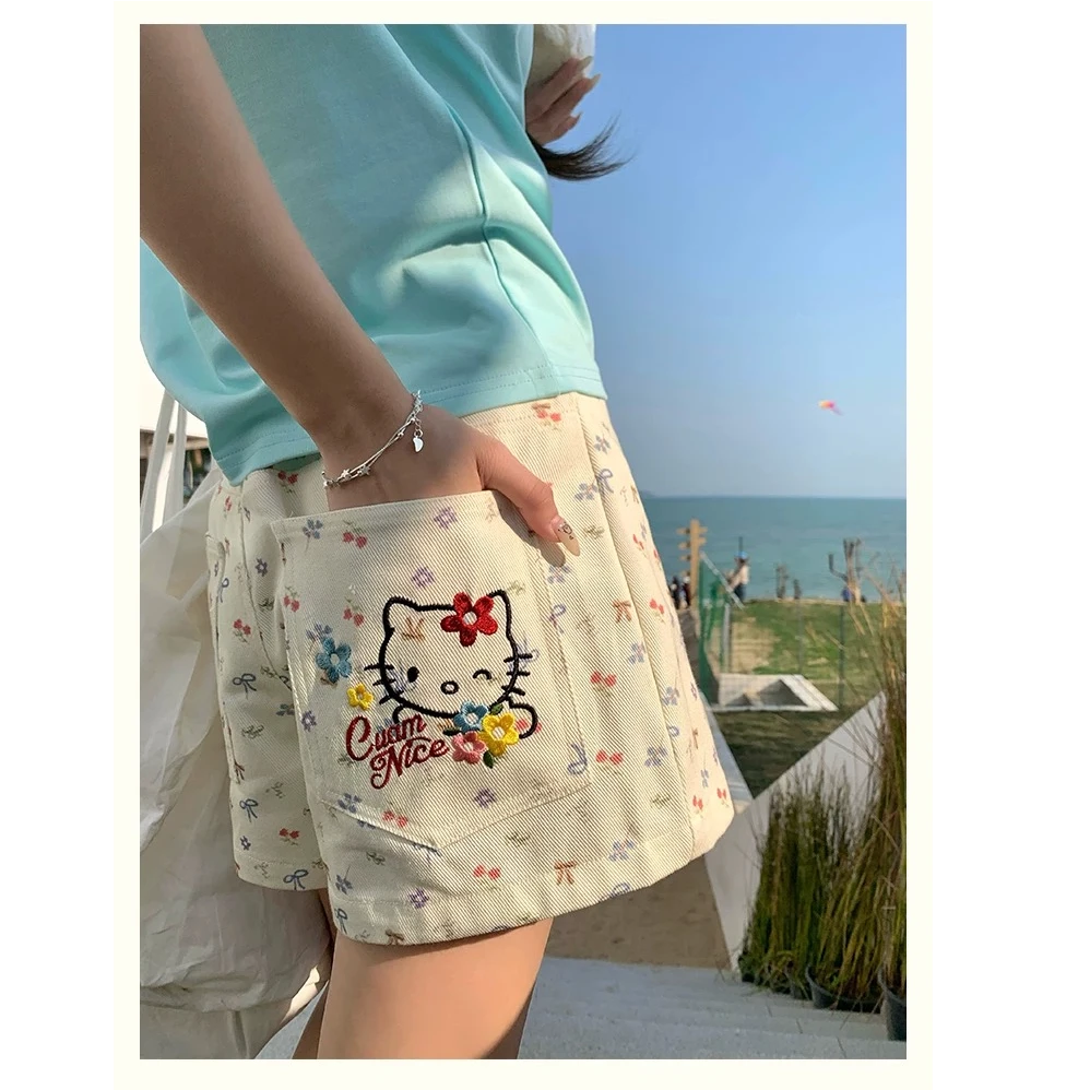 蝴蝶结刺绣KT 牛仔短裤