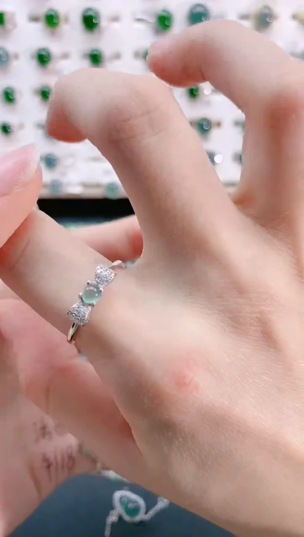 【闪购商品】翡翠戒指银S925镶嵌天然翡翠