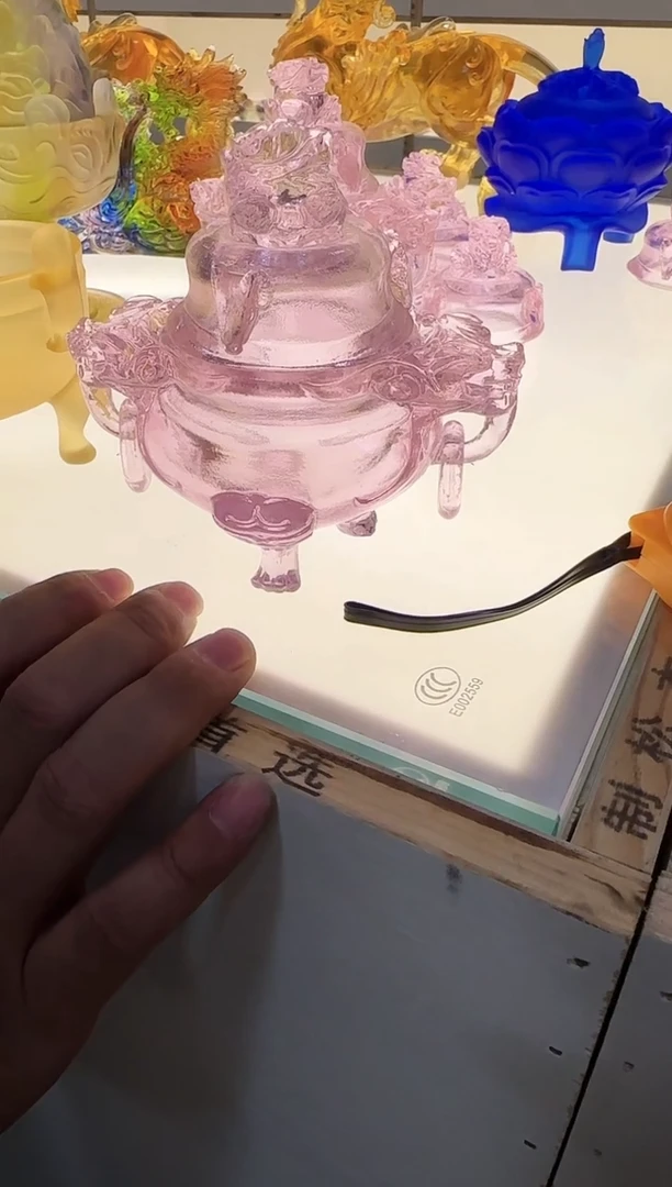 手工艺品琉璃双耳三足狻猊炉