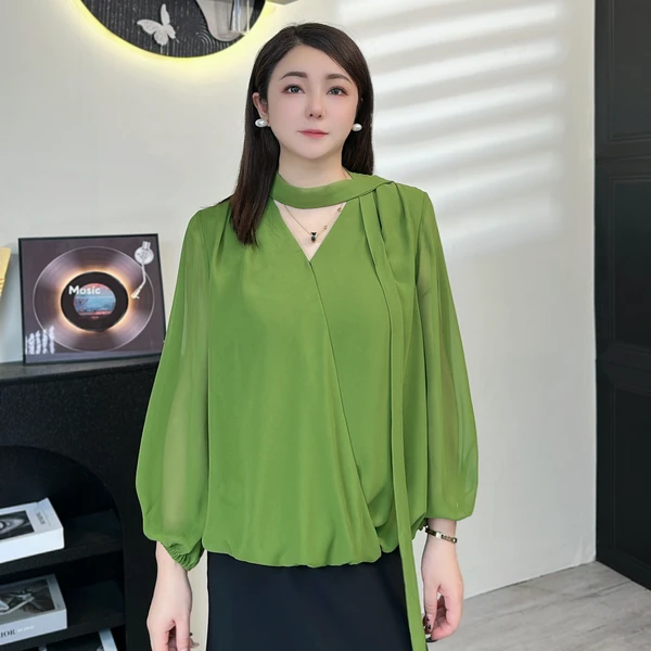 【知美】早秋新款飘逸洋气百搭气质显瘦大码女装上衣A125
