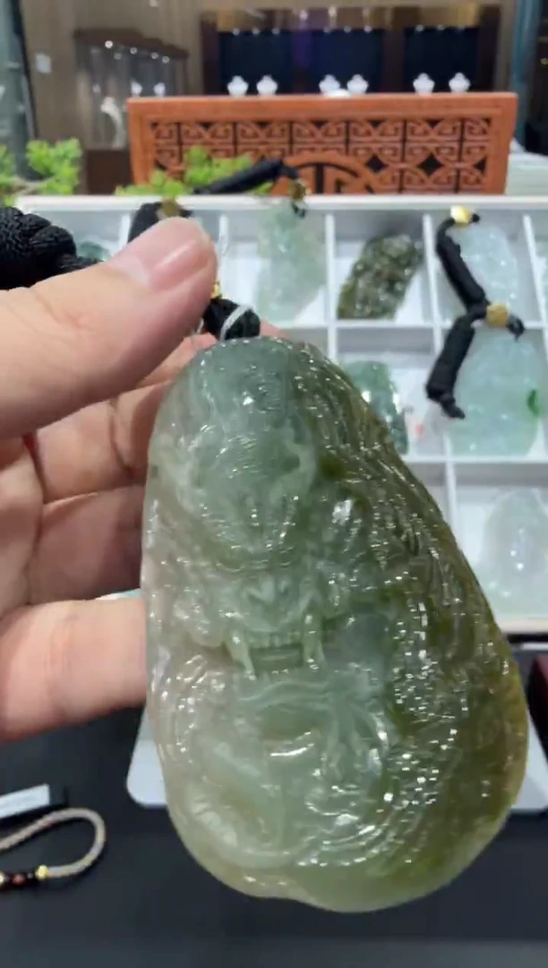 未镶嵌挂件翡翠A货翡翠多样性孤品