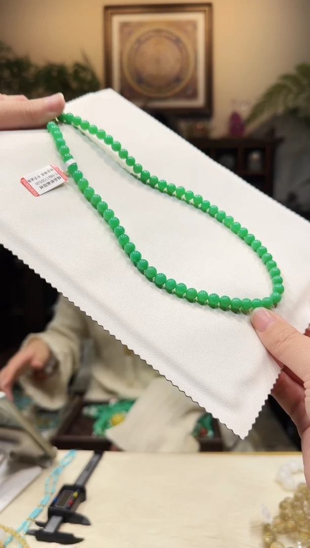 颈饰未镶嵌石英质玉项链