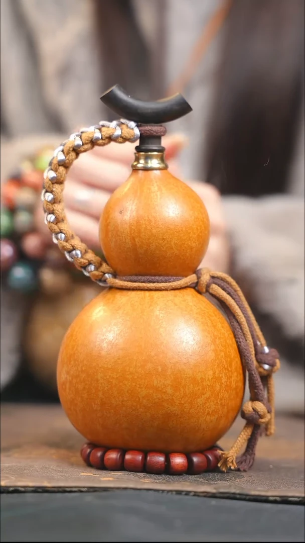 【闪购商品】XQ104大漆酒葫芦不包手串及旋转底座