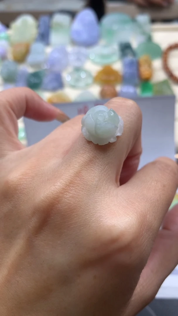 【闪购商品】定制翡翠未镶嵌翡翠