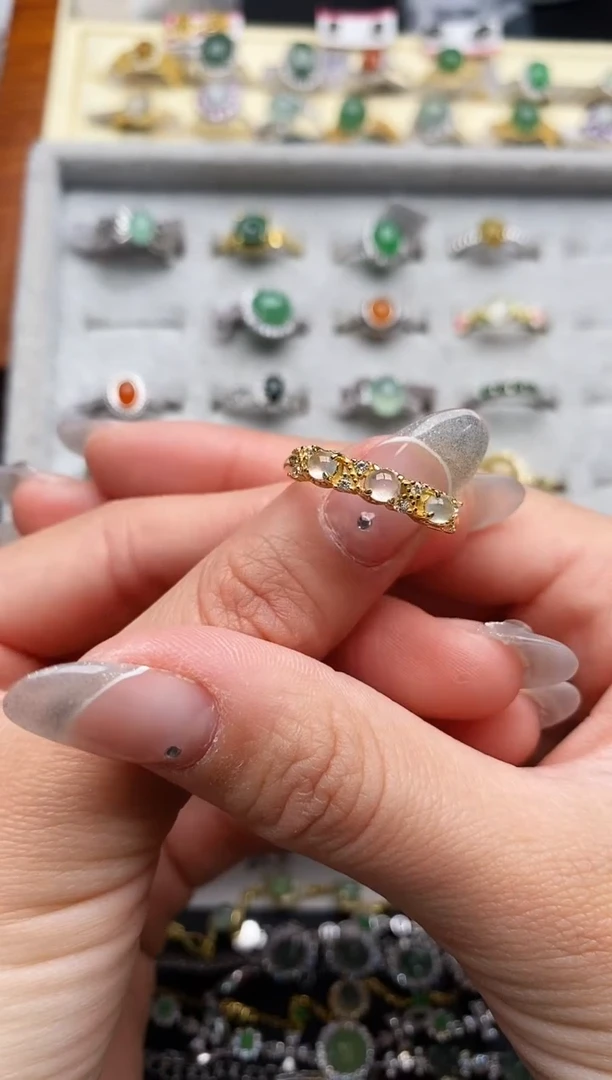 【闪购商品】翡翠戒指银S925镶嵌222222222+2