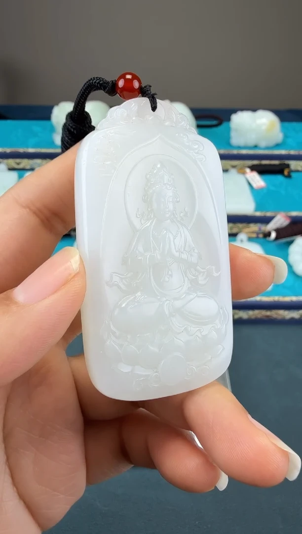 颈饰未镶嵌和田玉1