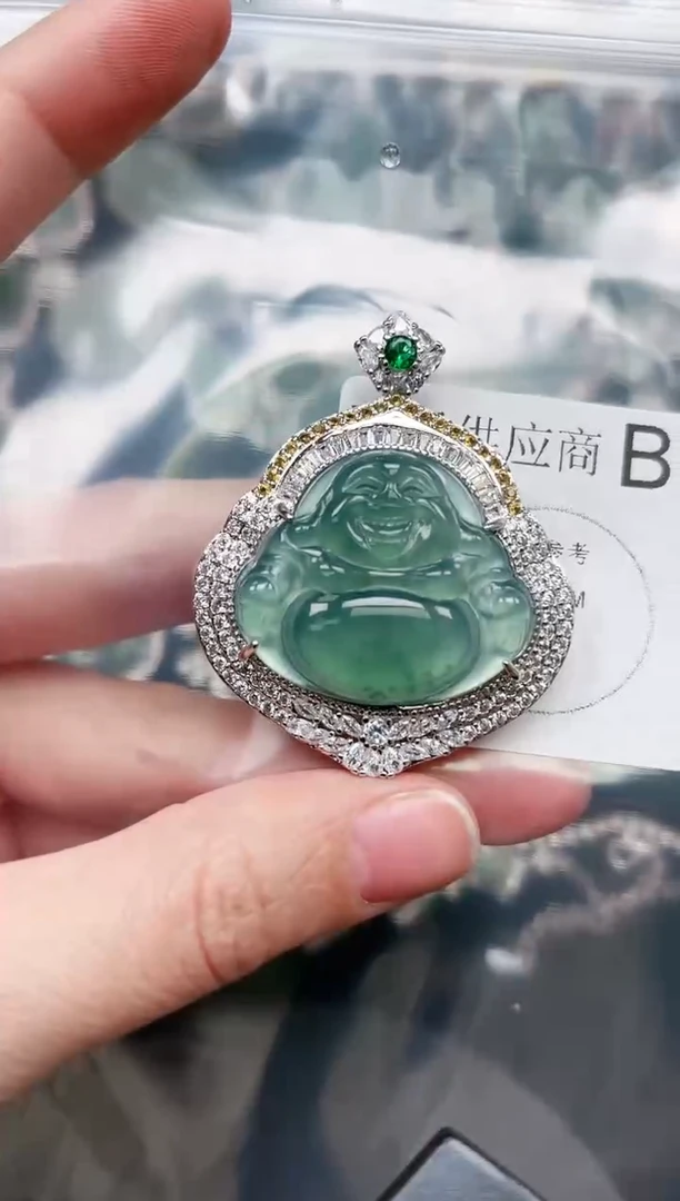 【闪购商品】翡翠颈饰未镶嵌1132赠皮绳