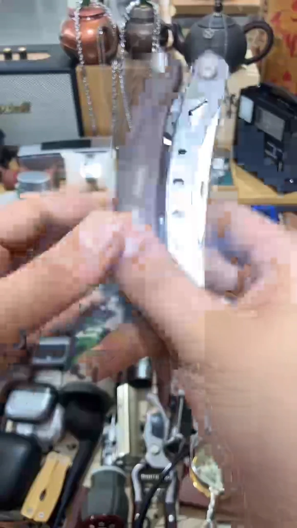 瓷片闪购商品  如图所示