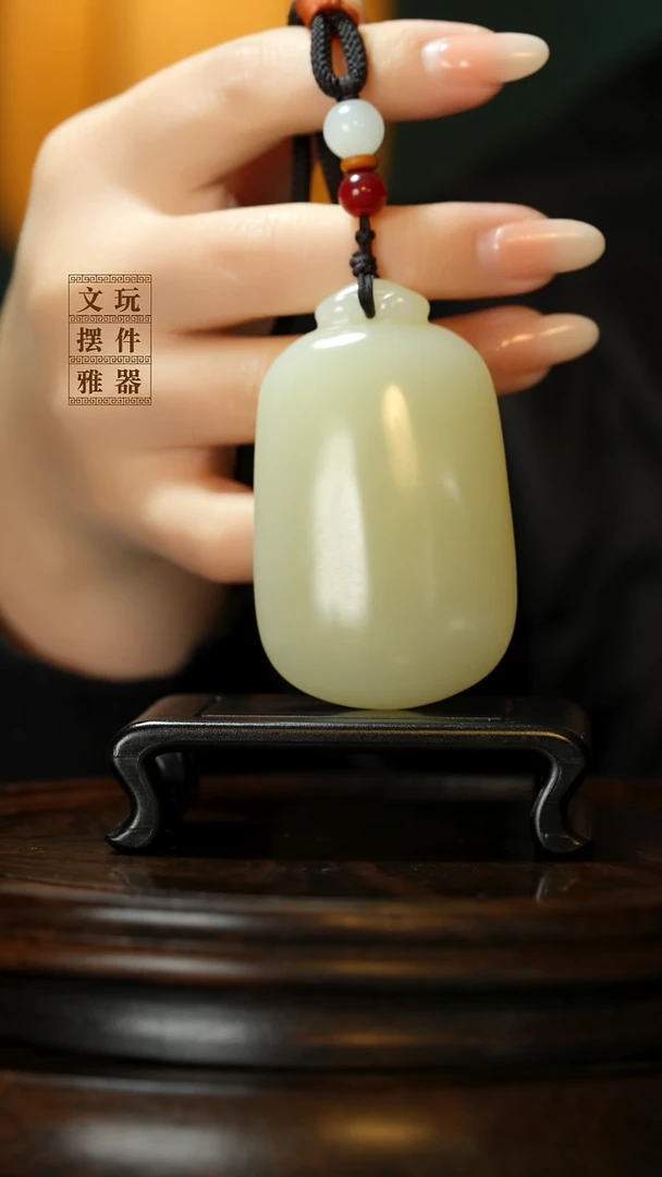 玉《无事牌》手把件摆件