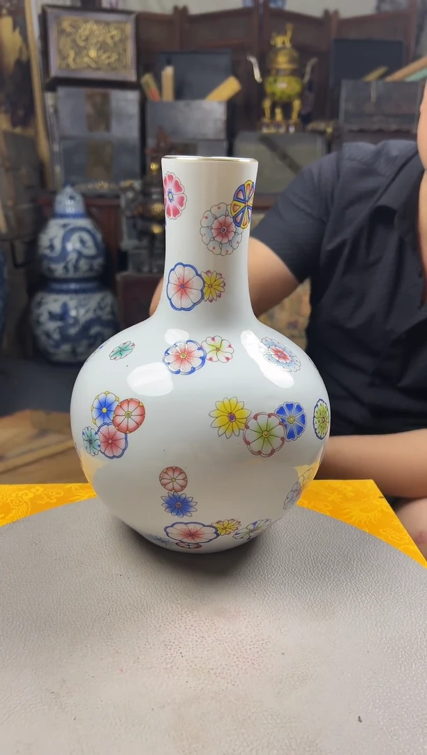 当代陶瓷工艺摆件J515