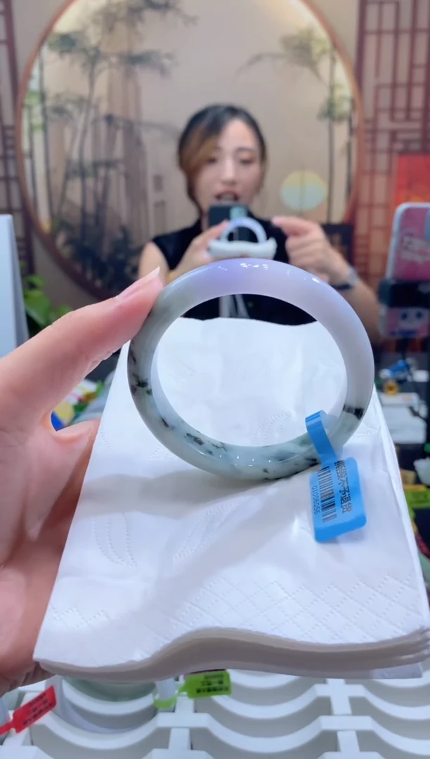 未镶嵌手镯翡翠000052341
