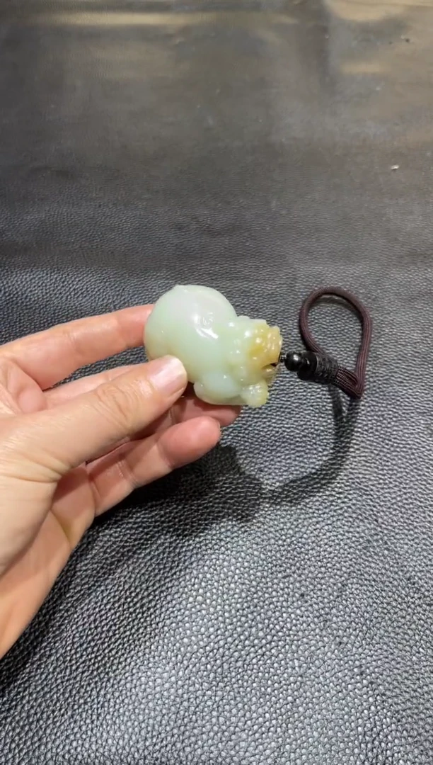 【闪购商品】和田玉（糖玉）颈饰未镶嵌1