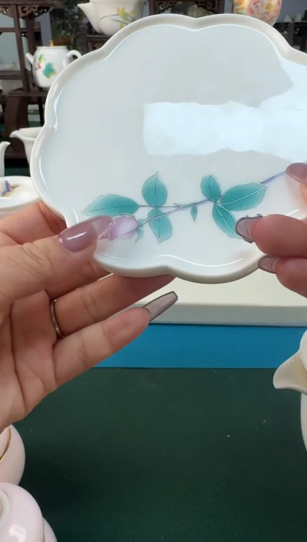 【闪购商品】瓷器 ······.......