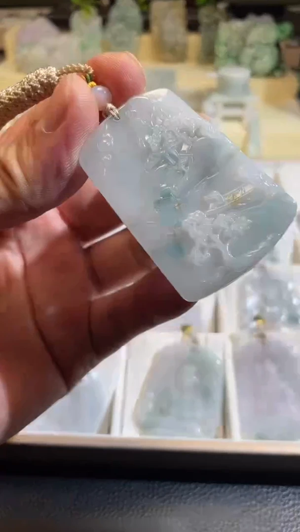 翡翠未镶嵌颈饰7/11/112