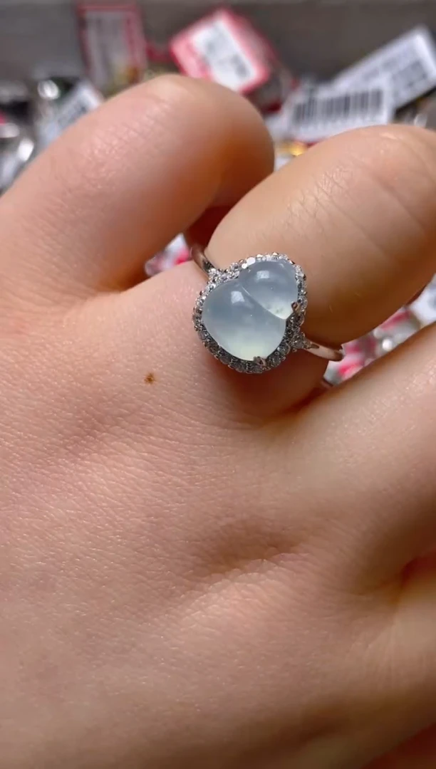 银S925镶嵌戒指翡翠百内无证书