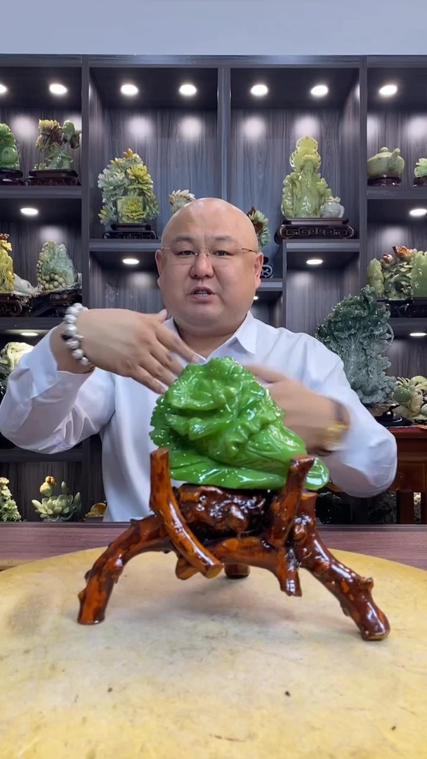 玉辛**爸玉岫岩料手工雕刻装饰摆件居家送礼一物一图